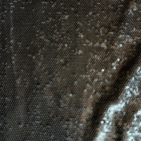 Anthropologie Pewter Sequin Tee,  S  ,   GP1507 - Picture 3 of 4